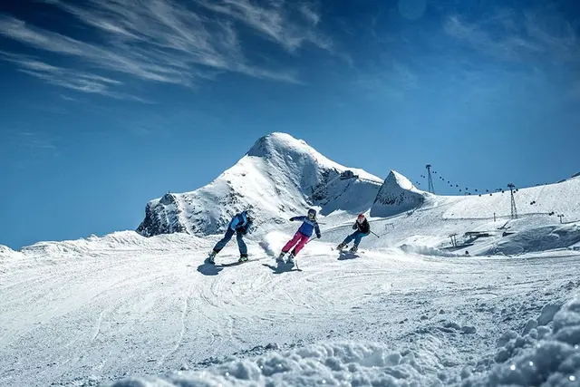 Ganzjähriges Gletscherskigebiet am Kitzsteinhorn